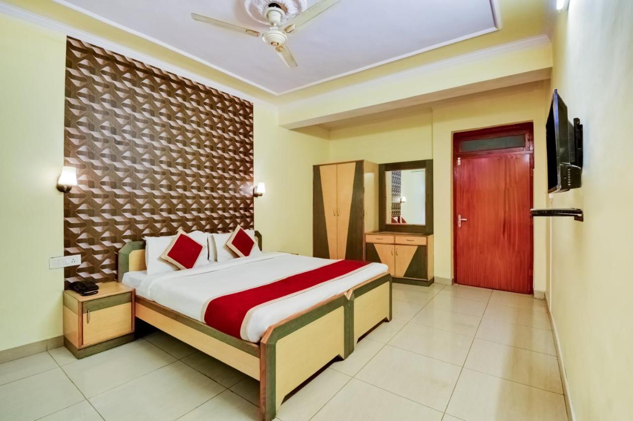 The Hotel Grace Place Inn New Delhi Exterior foto